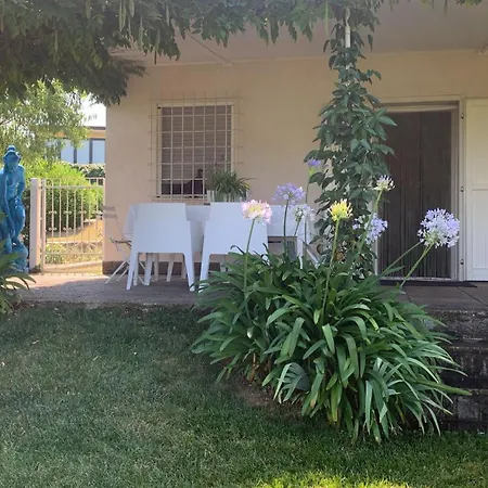 Semesterbostad Casa Rosanna